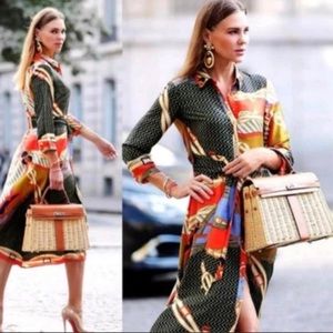 SILKY & ELEGANT HERMES SCARF PATTERN MAXI DRESS